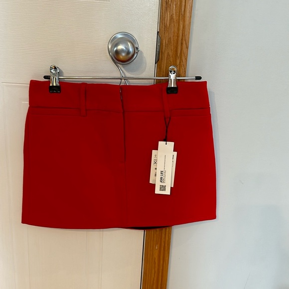 ❤️Zara Mini Skirt ❤️ - Picture 1 of 8
